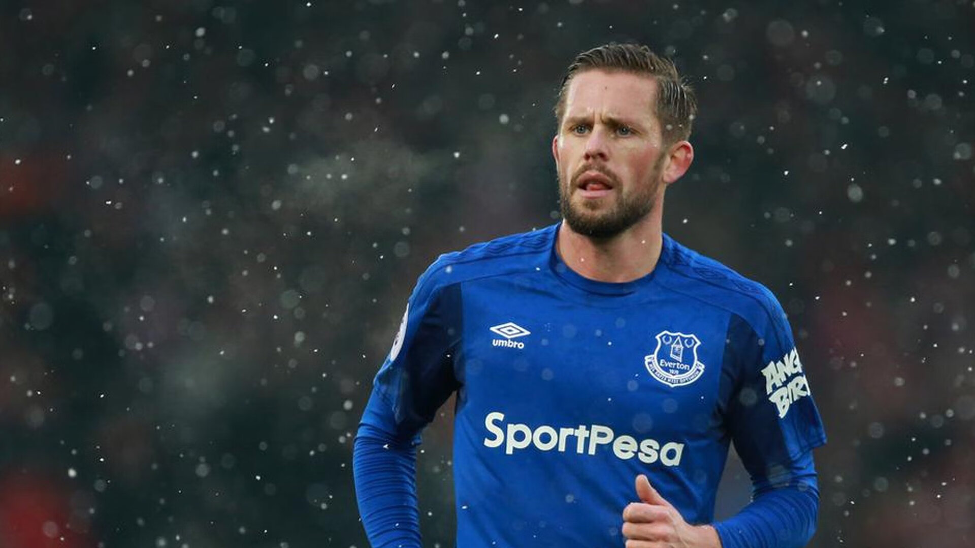 F1街道赛之夜,被低估的马丁内利,用一场关键战证明何谓大心脏