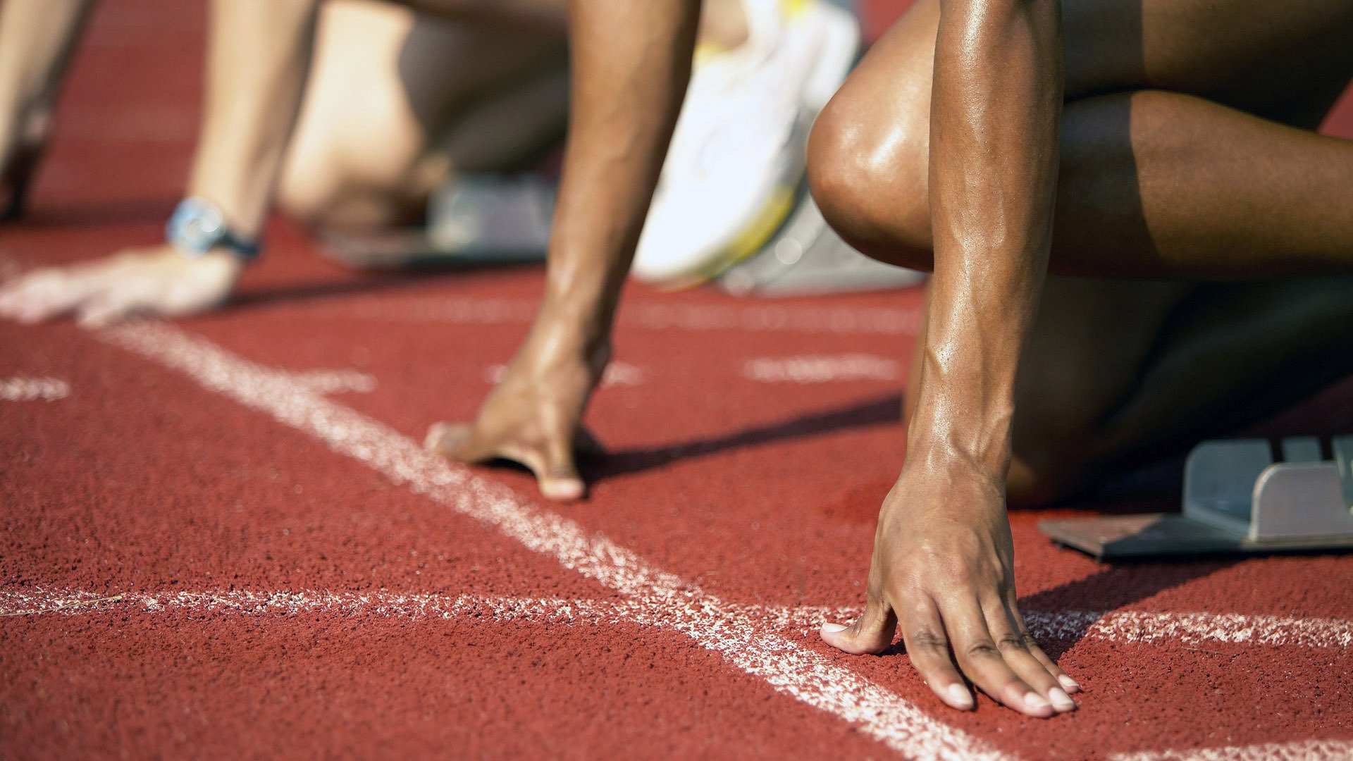 2026世界杯之夜，从隐形到神明，伊萨克如何用优雅利刃与钢铁城墙统治攻防两端